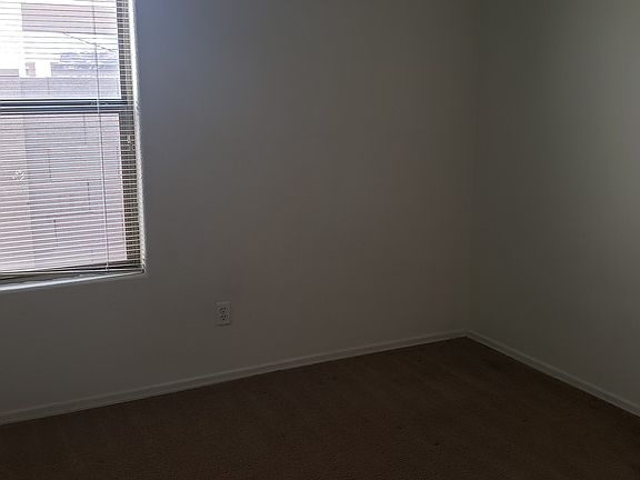 5th image of 847 E Desert Rose Trl