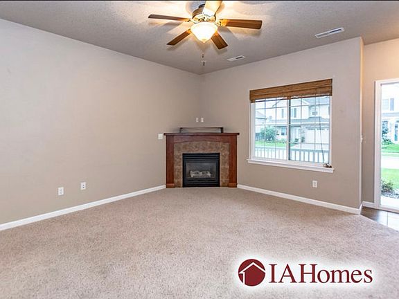 5th image of 1575 Burr Dr