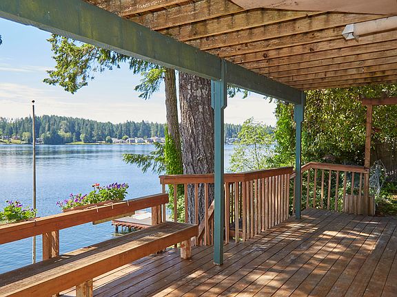 3rd image of 4690 E Mason Lake Dr W