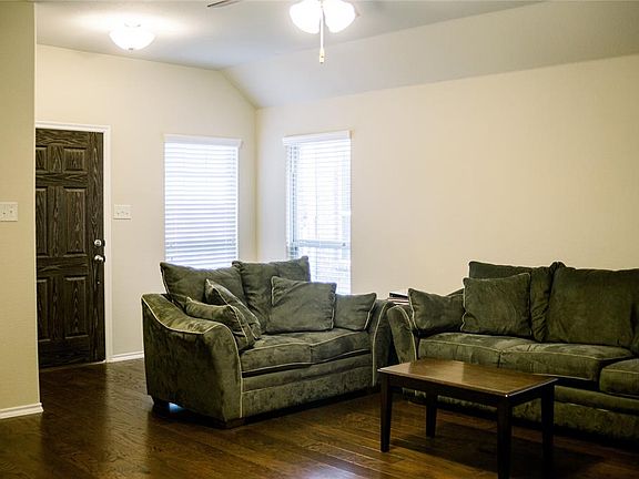 2nd image of 9828 Beaver Dam Ln
