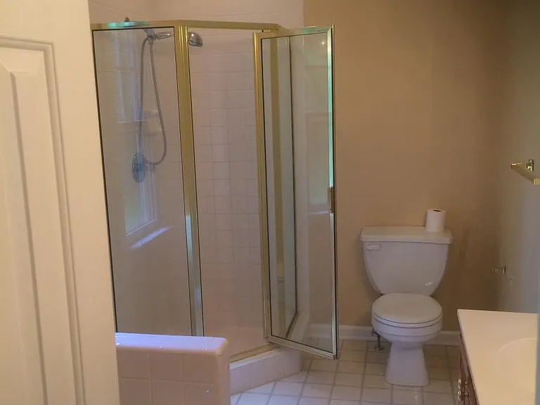 1st Floor MB Bath, Shower and Jacuzzi