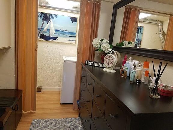 laundry/dressingroom