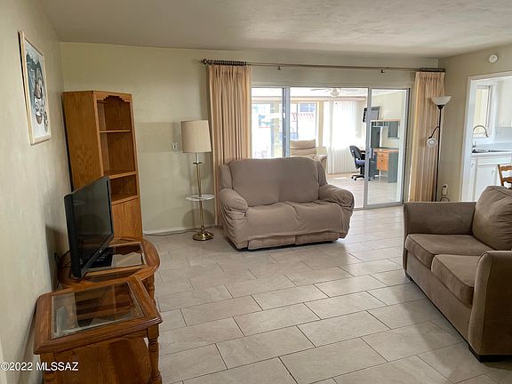 3rd image of 45 N Los Pinos