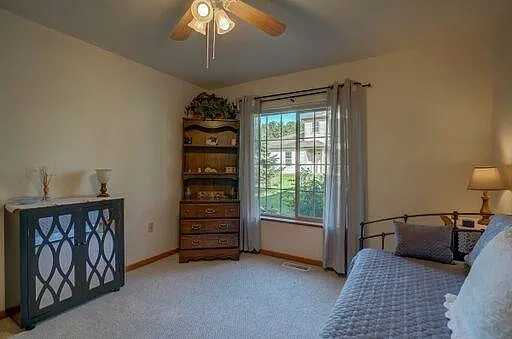 2825 Northridge Dr — Photo 16