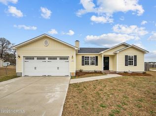 103 Eagle Ridge Dr, Beulaville, NC 28518