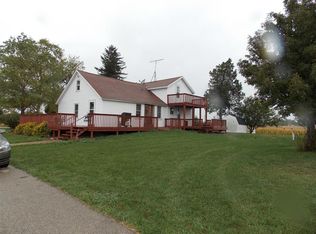 N5090 Bowers Rd, Elkhorn, WI 53121