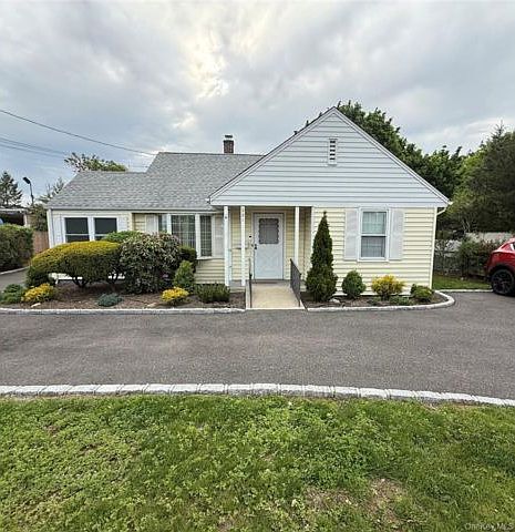 1st image of 221 Stewart Ave