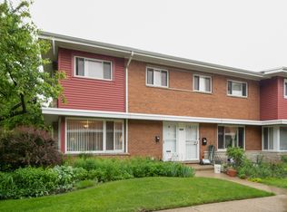 2508 W Birchwood Ave APT A, Chicago, IL 60645
