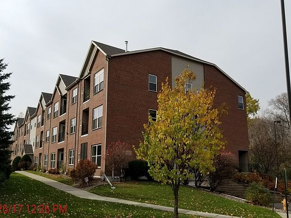 3rd image of 2496 County Road C2 W APT 107