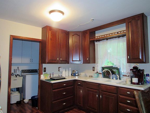 3rd image of 5840 W 41st Ave