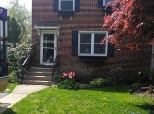 1012 Edgemoor Ct, Lancaster, PA 17601