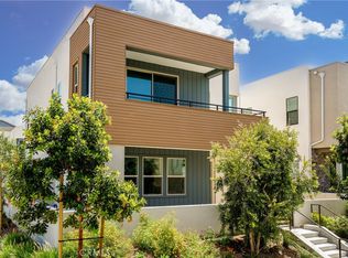 460 Chorus, Irvine, CA 92618