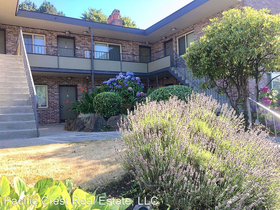 1st image of 1521 NW 65th St #15212865