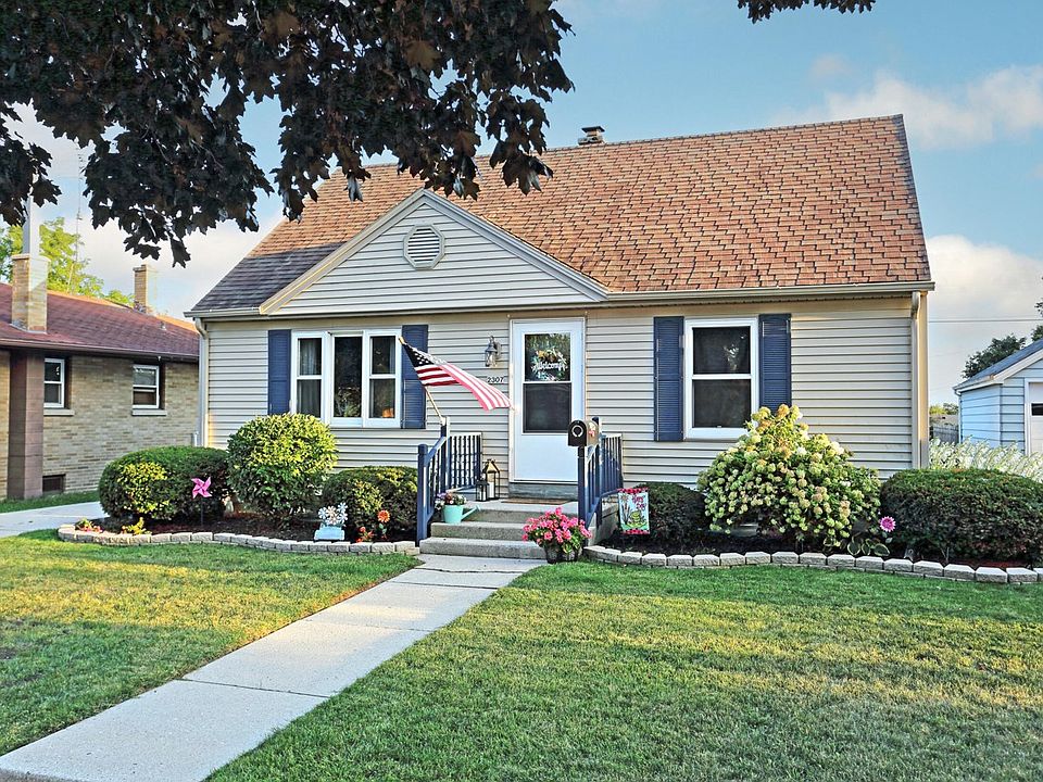 1st image of 2307 Broadway Ave