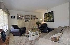 3rd image of 16783 Golflview Dr