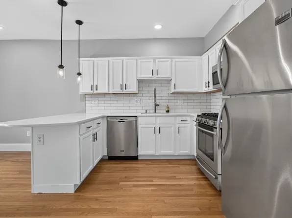 254 Lafayette St Unit 2F, Salem, MA 01970