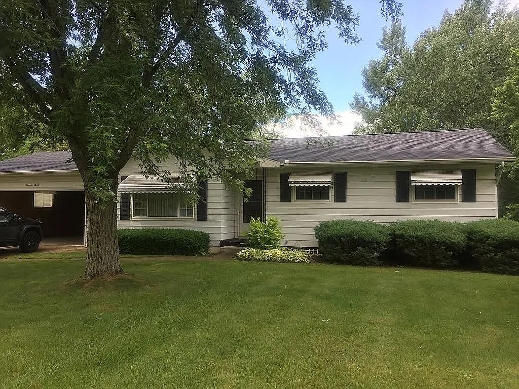 7040 Partridge Dr photo 1