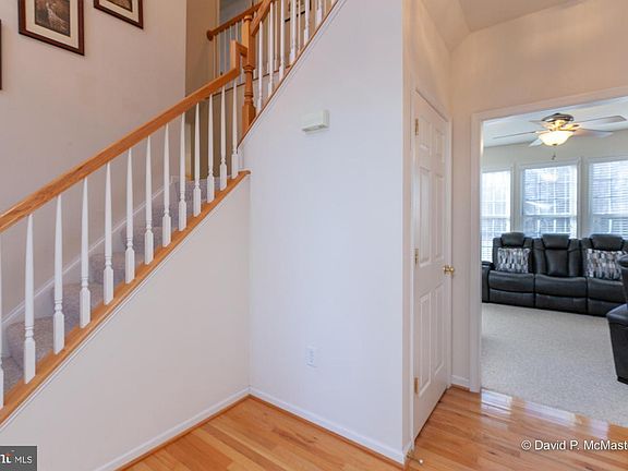 5th image of 199 Dorchester Dr
