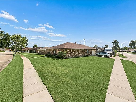 2nd image of 3217 Jennifer Ct
