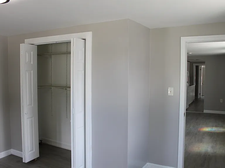 15-17 Washington St #17 — Photo 7