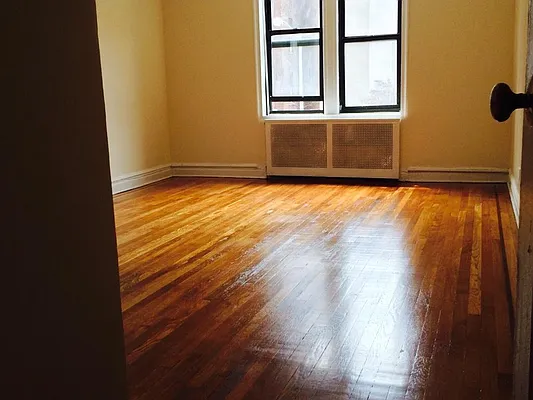 Rented by Smart NY Realty LLC | media 9