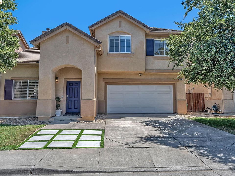 1st image of 544 Pine Creek Cir