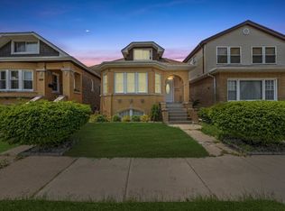 1630 Clinton Ave, Berwyn, IL 60402