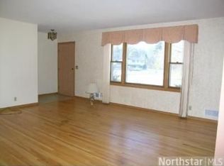 5013 Woodridge Rd, Minnetonka, MN 55345