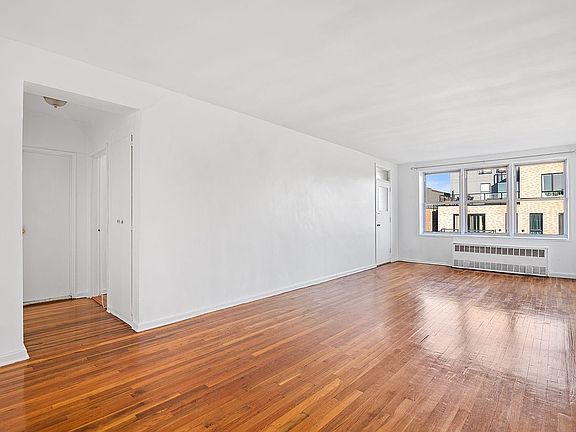 2nd image of 616 E 18th St APT 6F