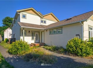 129 N Rainier Ave #1, Bremerton, WA 98312