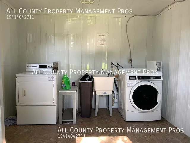 401 7th St W #4A — Photo 9