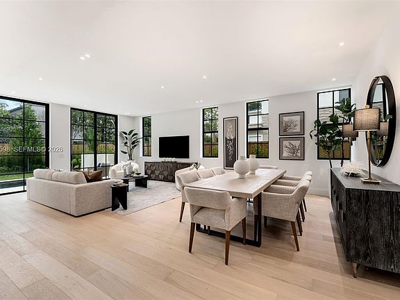 2nd image of 3352 Charles Ave
