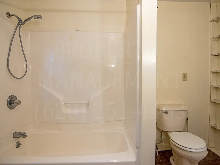 425 N Delaware St — Photo 5