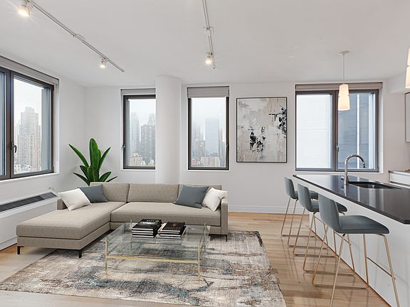 3rd image of 554 W 54th St #22J