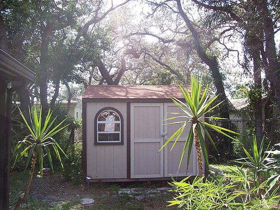 3rd image of 4003 W Fig St