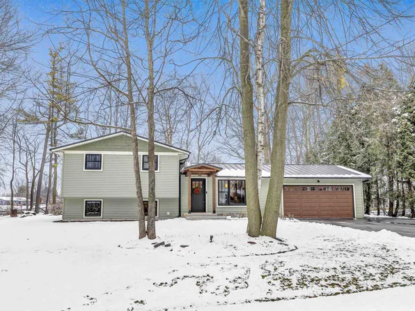 3188 Inverness Ln, New Franken, WI 54229