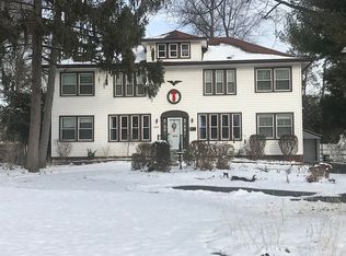 164 Moran Rd, Grosse Pointe Farms, MI 48236