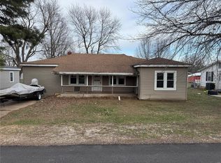 617 S Taylor Ave, Belle, MO 65013