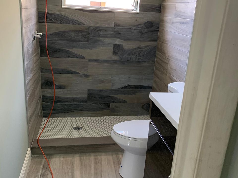 1st image of 824 N G St APT 5