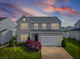 37272 Sandy Ridge Dr, North Ridgeville, OH 44039