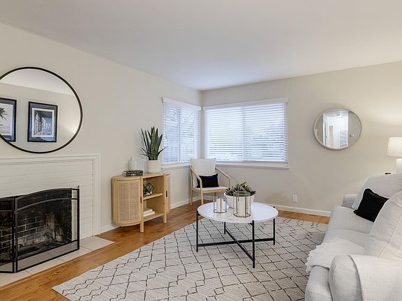 4th image of 2205 San Antonio Pl