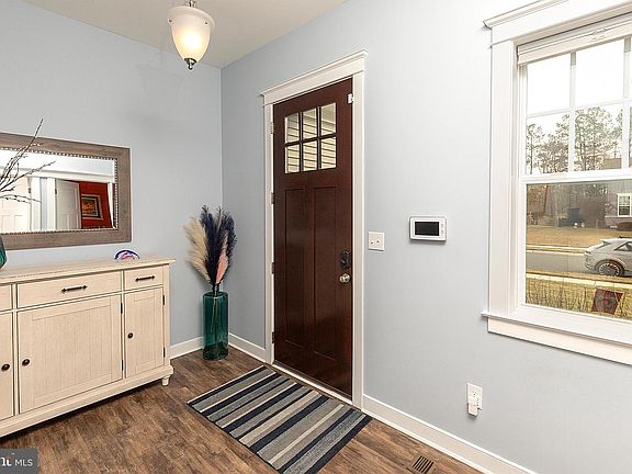 3rd image of 22199 Arbor Cir