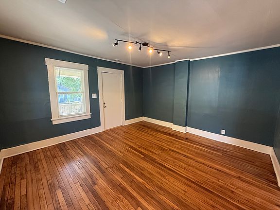 5th image of 1405 W Admiral Blvd