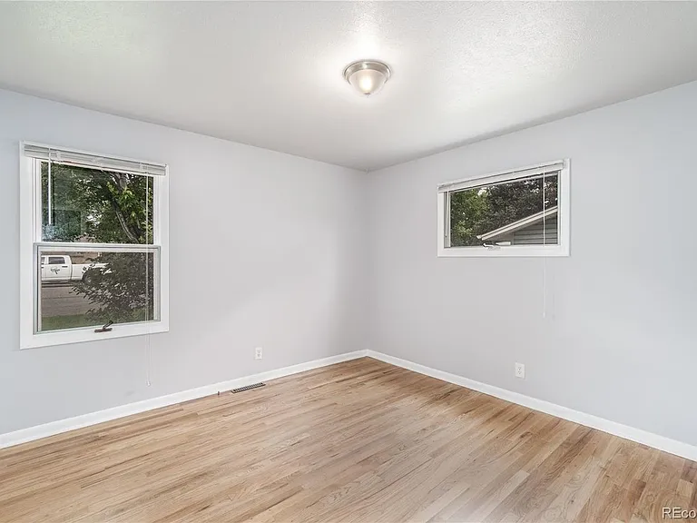1130 Spencer St — Photo 13