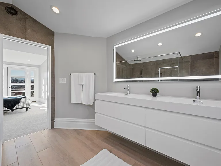 1027 Vinial St — Photo 34
