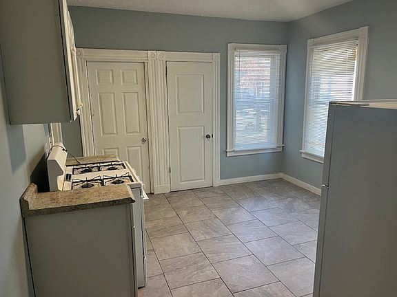 2nd image of 163 Chatham St #1
