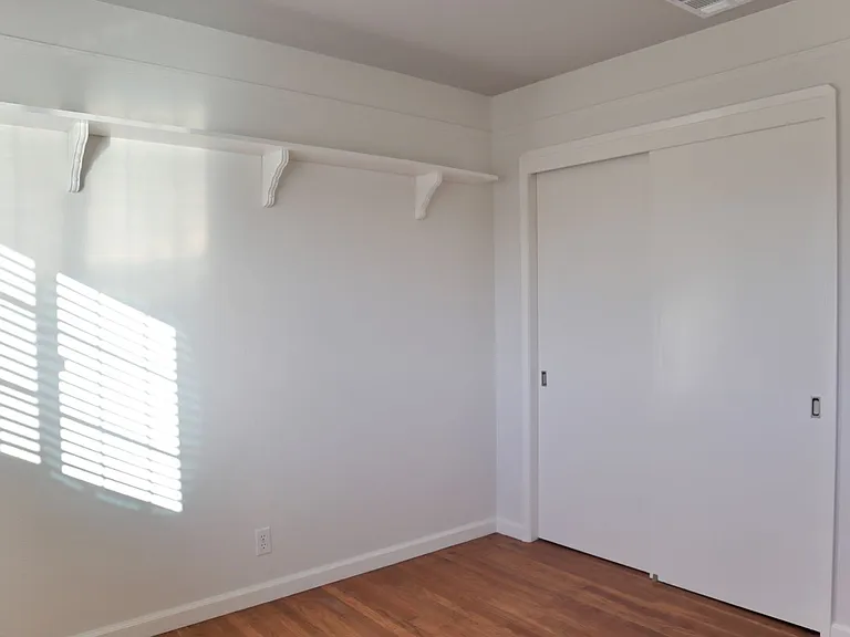 5138 Eggers Dr — Photo 9
