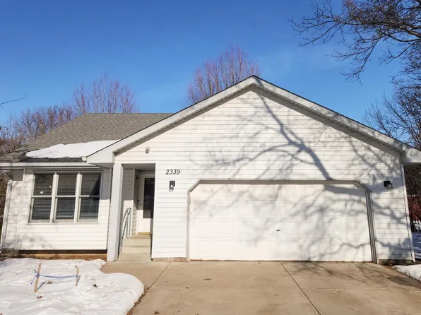 2339 Highwood Ave E, Maplewood, MN 55119