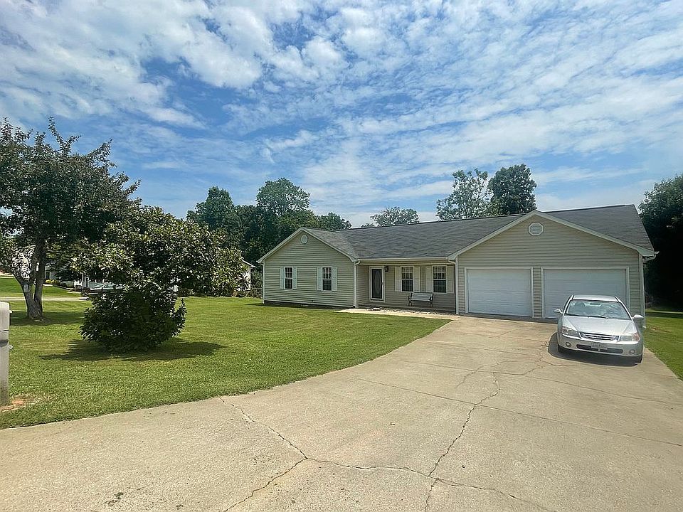 Front of house/driveway
