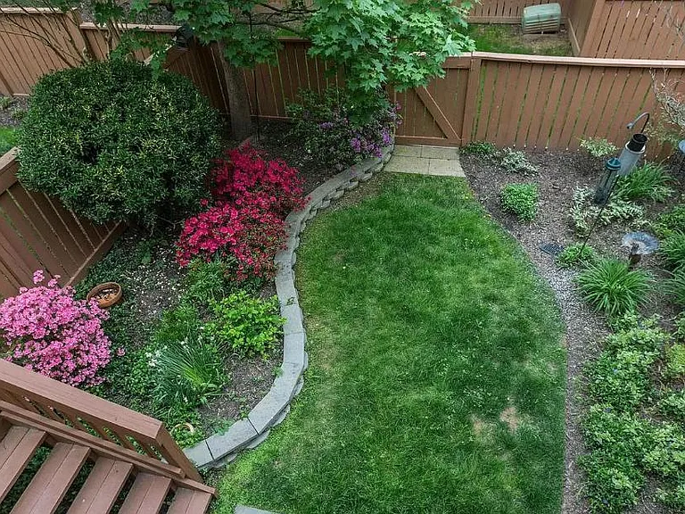 7418 Crestberry Ln — Photo 19